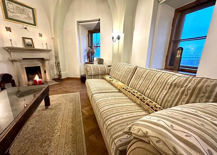 Captain\'S Castle Apartment